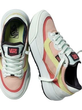 new Vans men's size 9 Shoes UltraRange 2.0 SE low green/pink VN000D61BOC